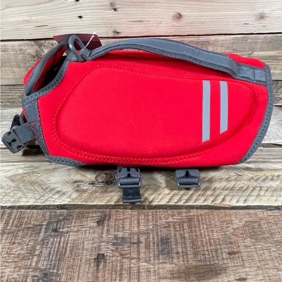 Frisco Dog Life Jacket Small 15-30 lb Neoprene Red Gray 16-20” Girth Water Float - Picture 4 of 13
